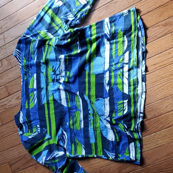 Ruby Rd Top - Picture 3 of 3